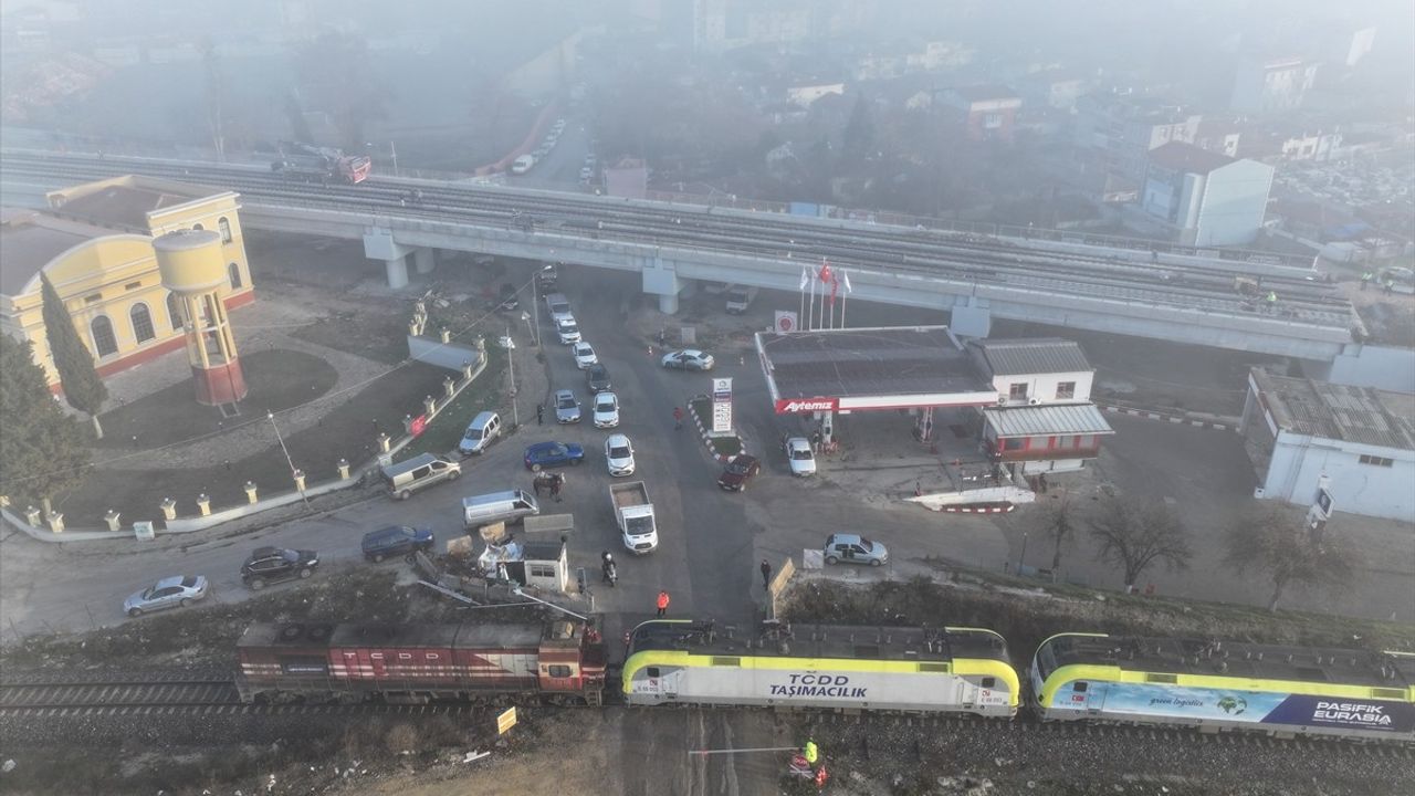 Edirne'de Tren Arızası Karağaç Ulaşımını Kesintiye Uğrattı