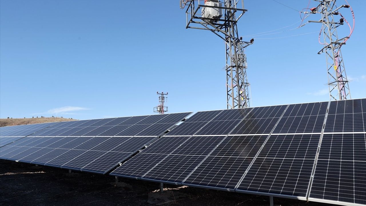 Güneş Enerjisi ile Elektrik Satışı: Ertuğrul Kepenek'in Başarısı