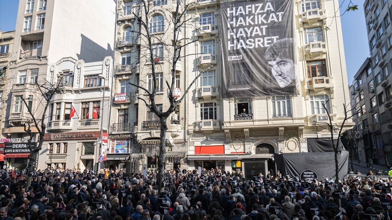 Hrant Dink İçin Anma Töreni Düzenlendi