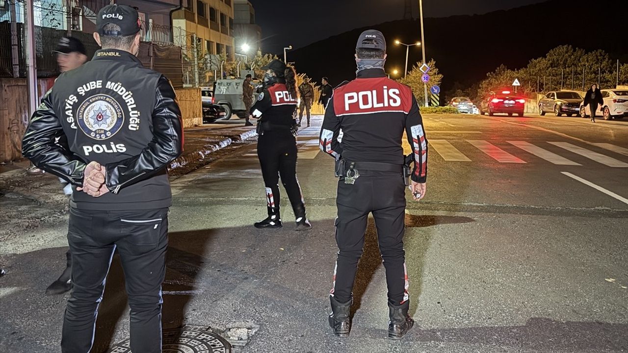 İstanbul Emniyeti Maltepe'de Narkotik Uygulaması Gerçekleştirdi