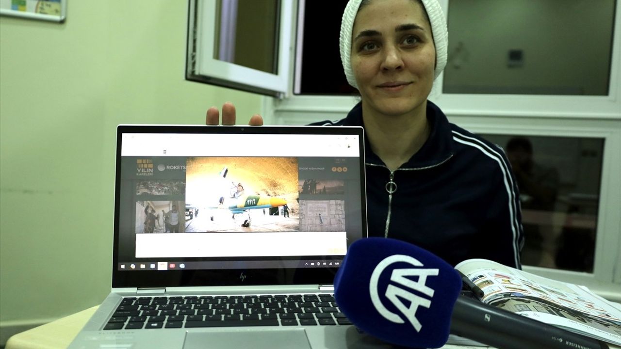 Katar'daki Yunus Emre Enstitüsü Öğrencilerinin Yılın Kareleri Oylamasına Katılımı