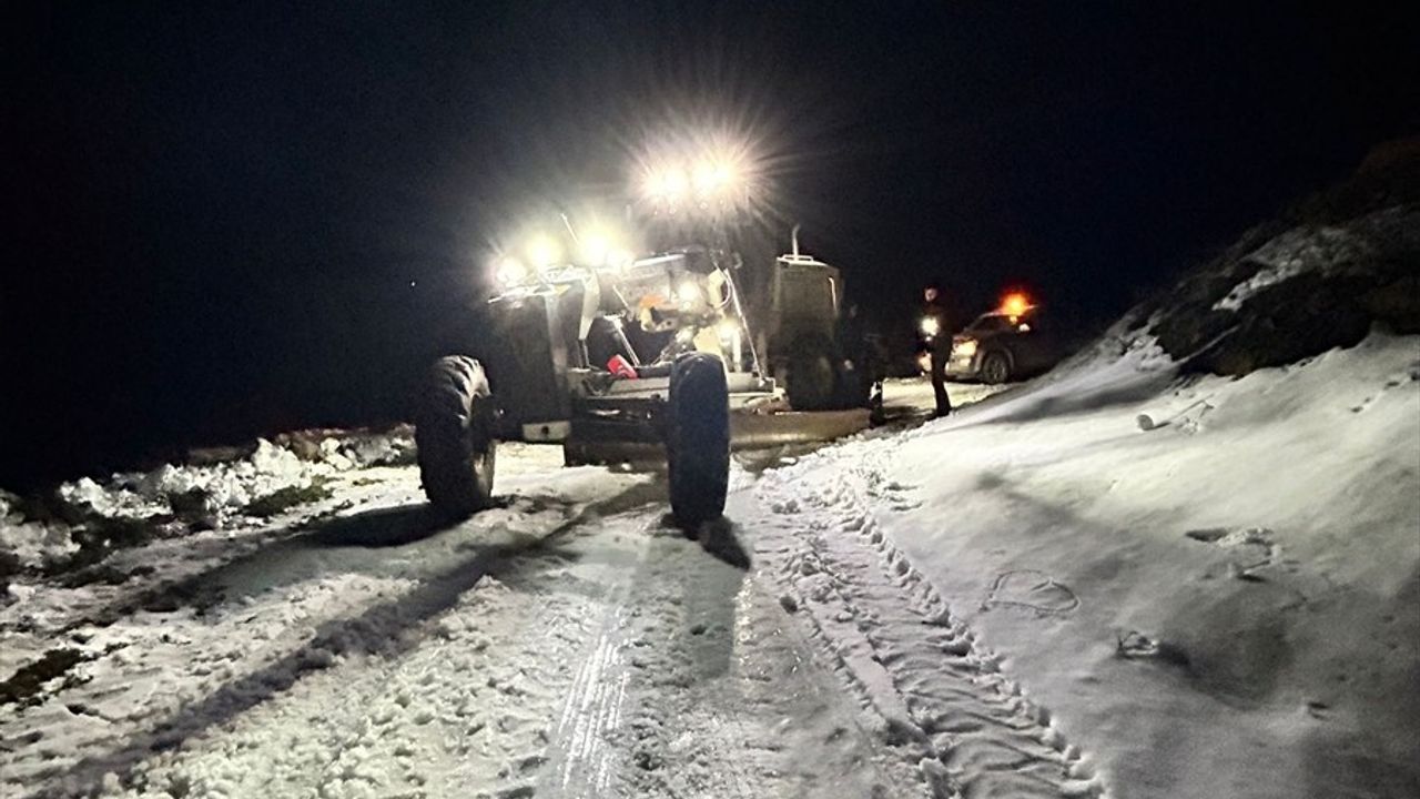 Kırklareli'nde Mahsur Kalan 3 Teknisyen Kurtarıldı