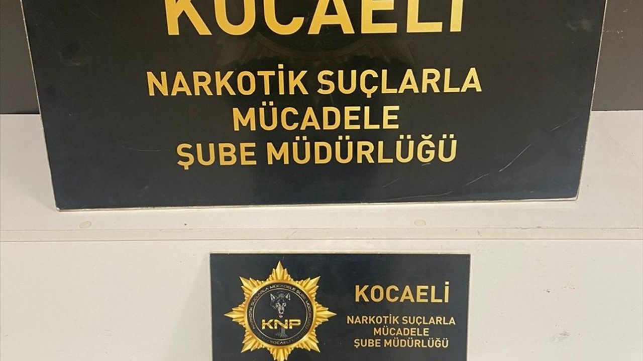 Kocaeli'de Uyuşturucu Operasyonu: 5 Zanlı Tutuklandı