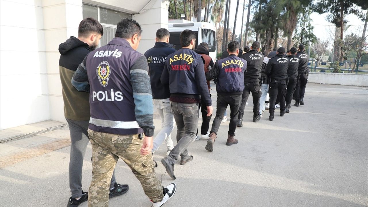 Mersin'de Dolandırıcılık Operasyonu: 11 Tutuklama