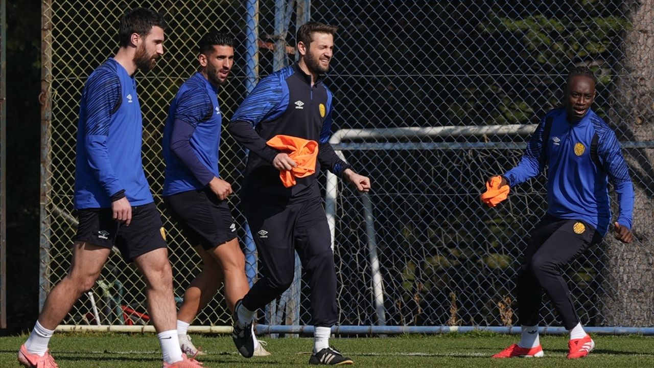 MKE Ankaragücü Geçmişi Geride Bırakıyor