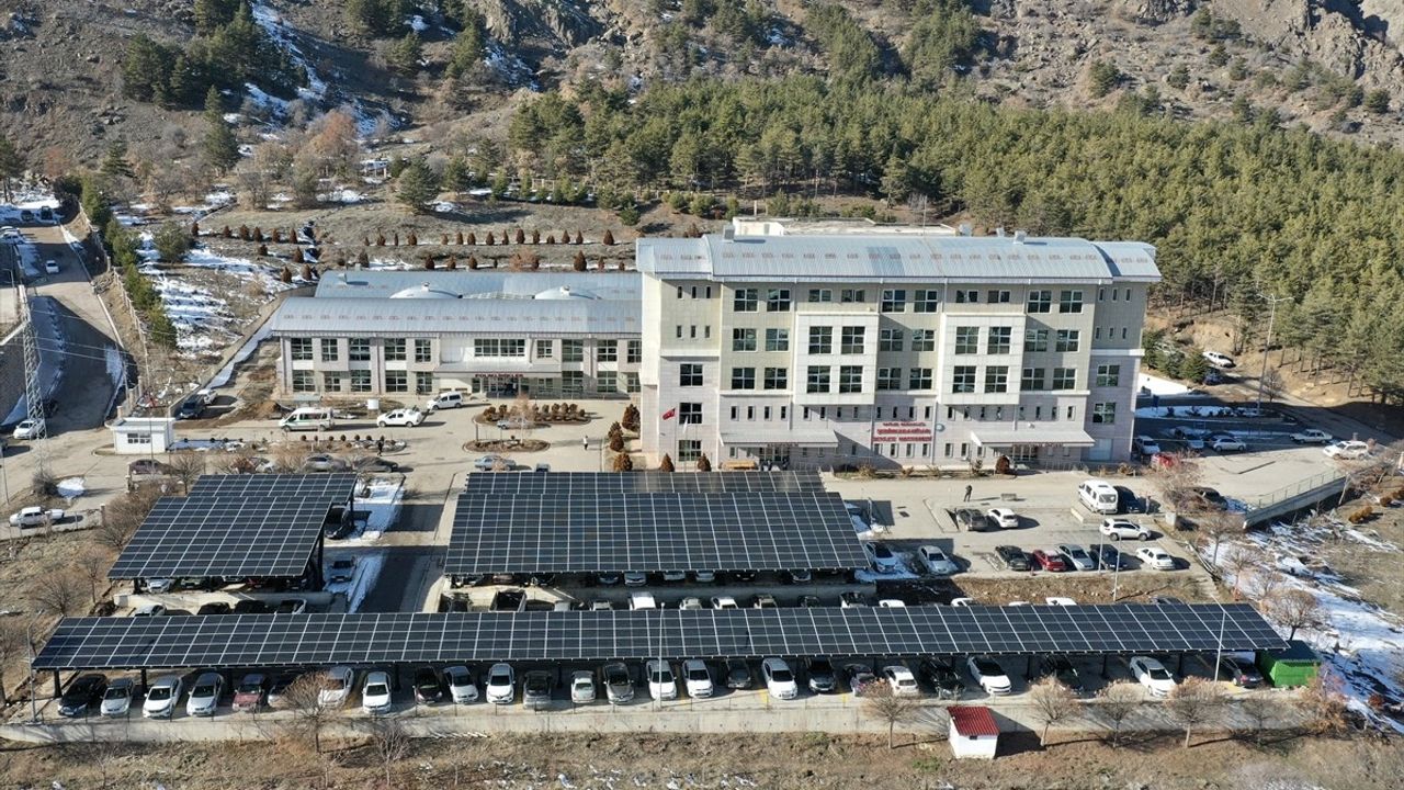 Şebinkarahisar Devlet Hastanesi Güneş Enerjisi Sistemine Geçiş Yapıyor