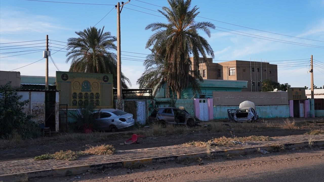 Sudan'da Ordu ile Hızlı Destek Kuvvetleri Arasındaki Çatışmalar Devam Ediyor