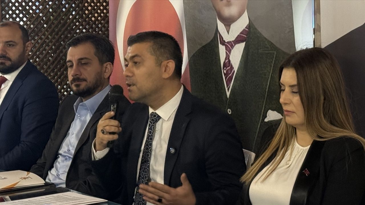 Tekirdağ'da Tutuklanan Belediye Çalışanı Üzerine AK Parti İl Başkanı Açıklamalarda Bulundu