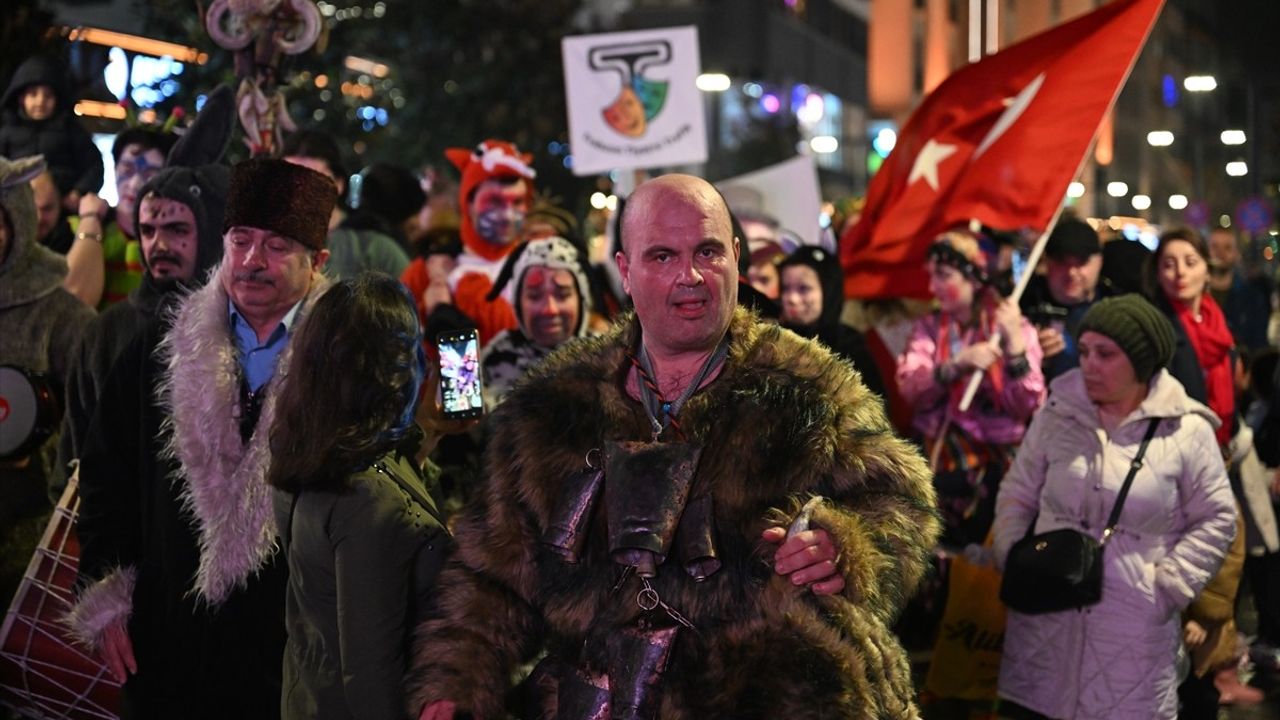 Trabzon'da Kalandar Geleneği Coşkuyla Kutlandı