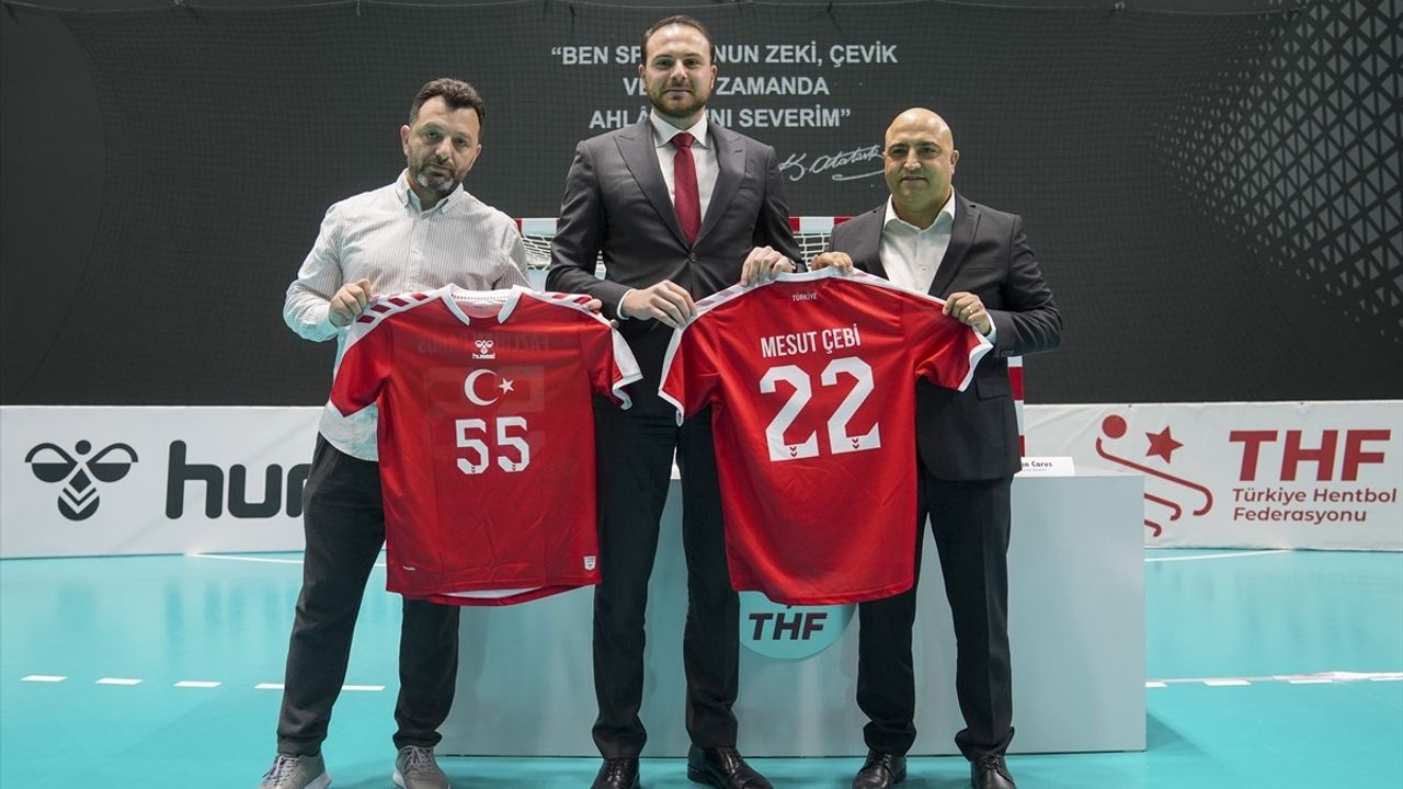 Türkiye Hentbol Federasyonu, Hummel ile Sponsorluk Anlaşması İmzaladı