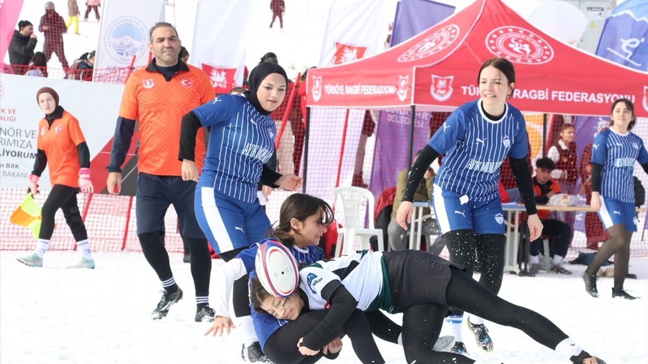 Türkiye Ragbi Federasyonu 16 Bin Sporcuyla Mücadele Ediyor