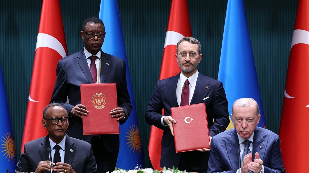 Türkiye ve Ruanda Arasında 4 Anlaşma İmzalandı