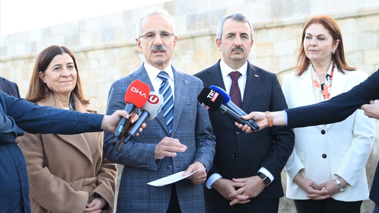 Uzun Köprü'deki Restorasyon Çalışmaları İncelendi