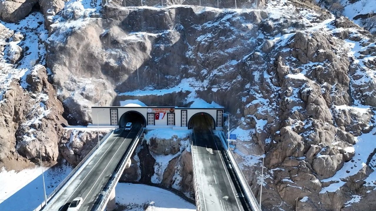 Yeniköprü Tüneli Trafiğe Açıldı: Seyahat Süresi Kısaldı