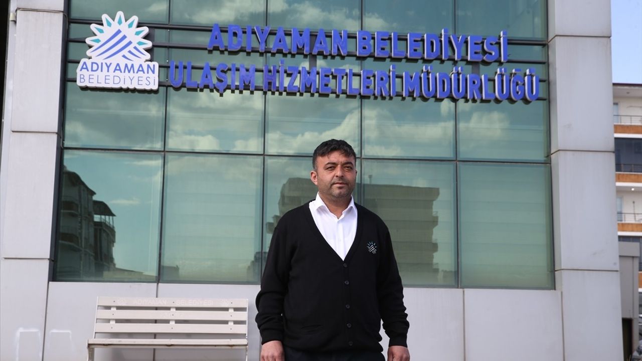 Adıyaman'da Şoförün Fedakarlığı: Fenalaşan Yolcu Hastaneye Uğurlandı