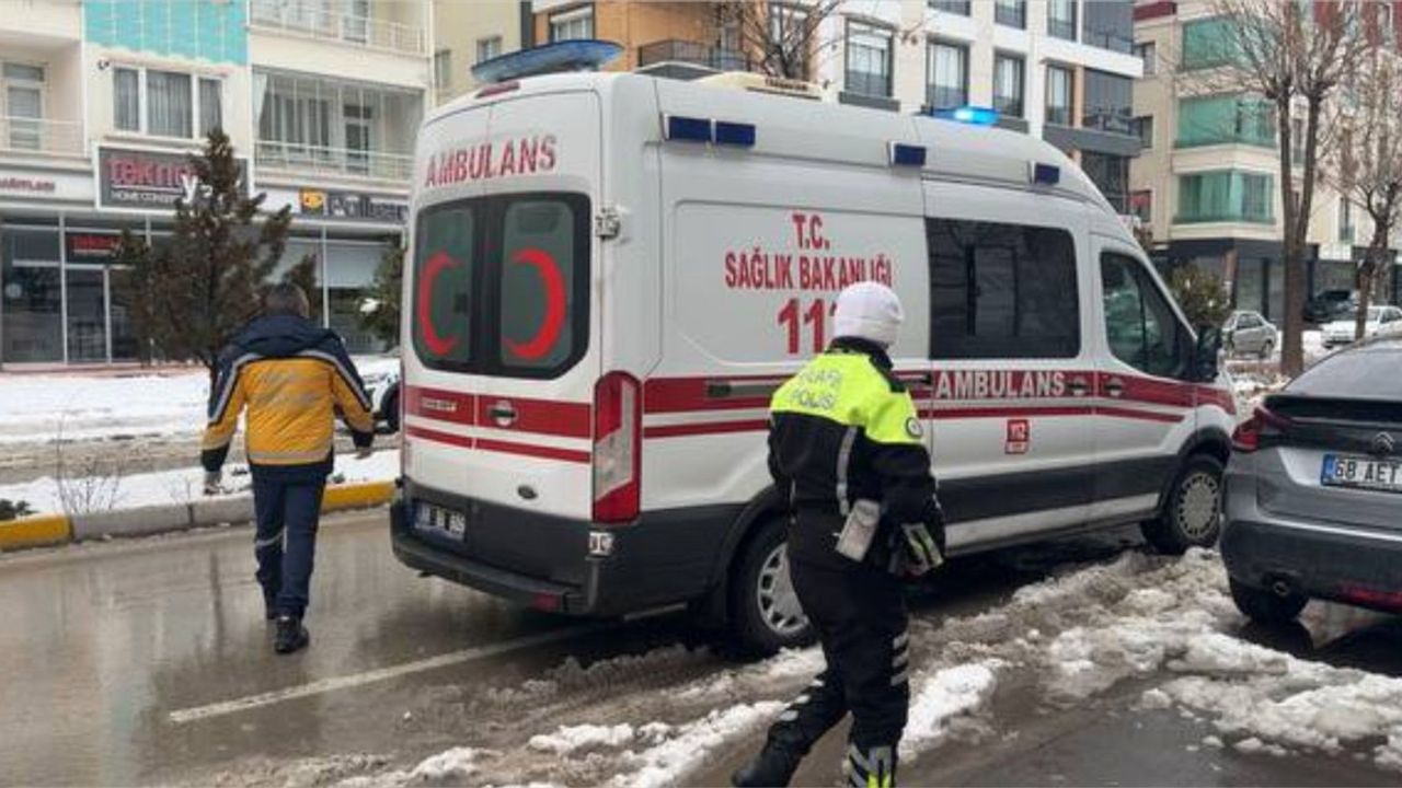 Aksaray'da Aile İçinde Bıçaklı Saldırı