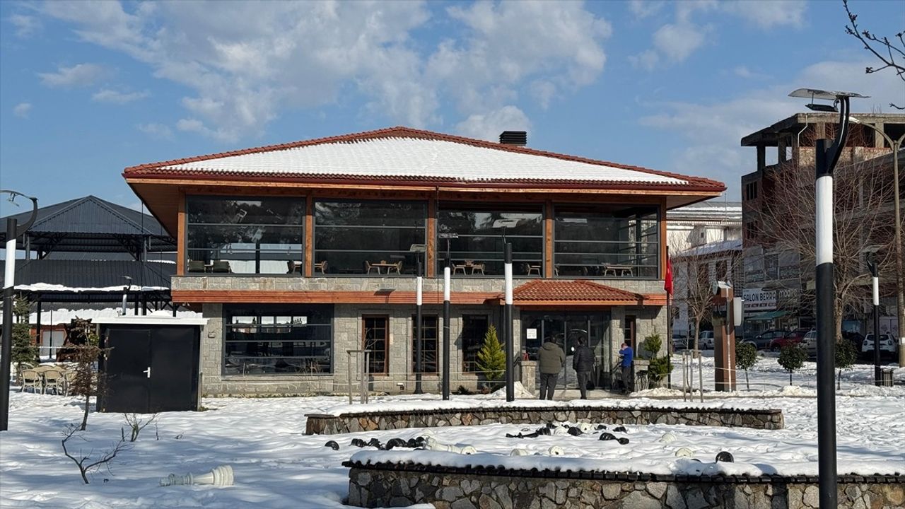 Ardeşen Belediye Başkan Yardımcısı Silahlı Saldırıya Uğradı