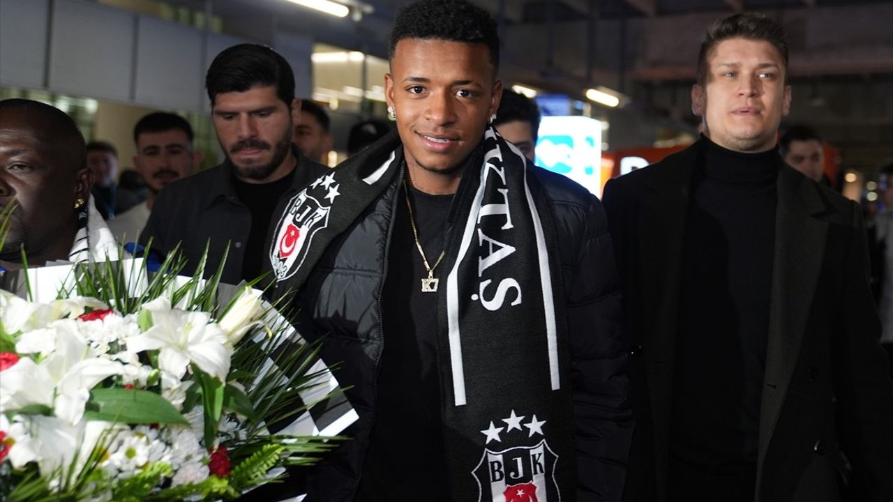 Beşiktaş'ın Yeni Transferi Arroyo İstanbul'a Ulaştı