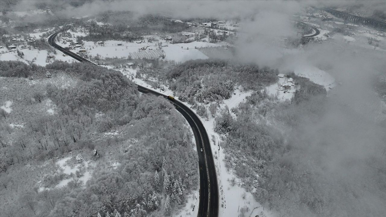 Bolu Dağı'nda Kar Manzaraları Havadan Görüntülendi