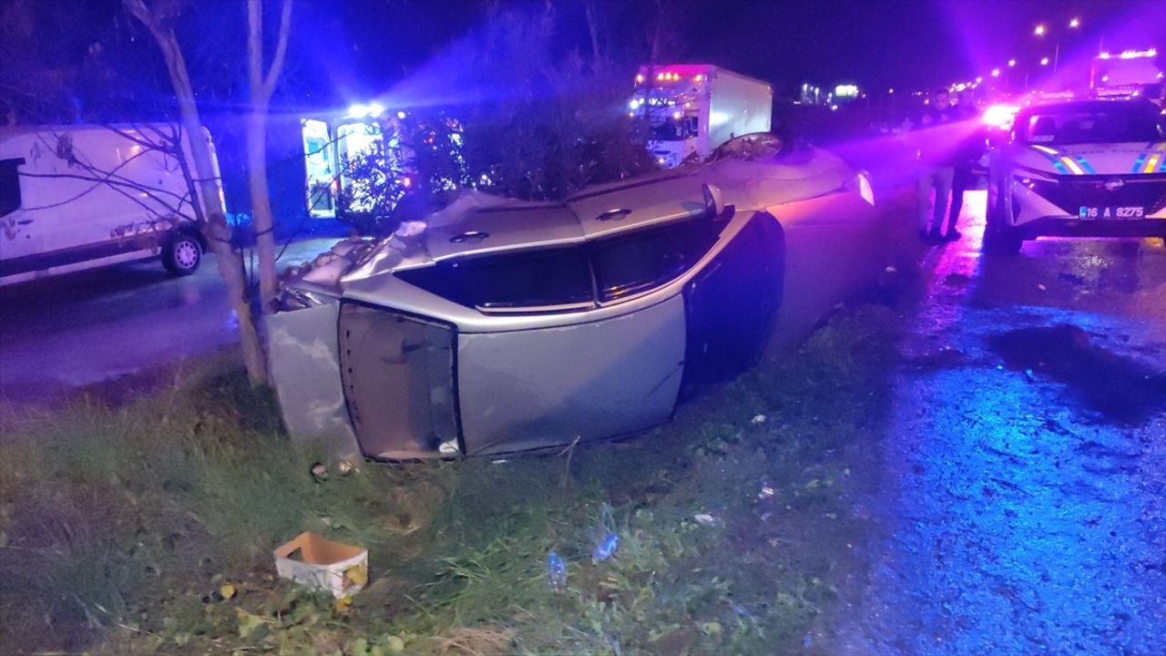 Bursa'da Trafik Kazası: 1 Ölü, 2 Yaralı