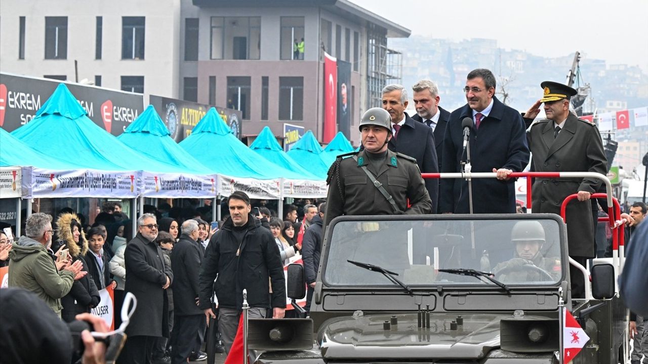 Cumhurbaşkanı Yardımcısı Yılmaz, Kahramanmaraş'ta Kurtuluş Bayramı'nda önemli açıklamalarda bulundu