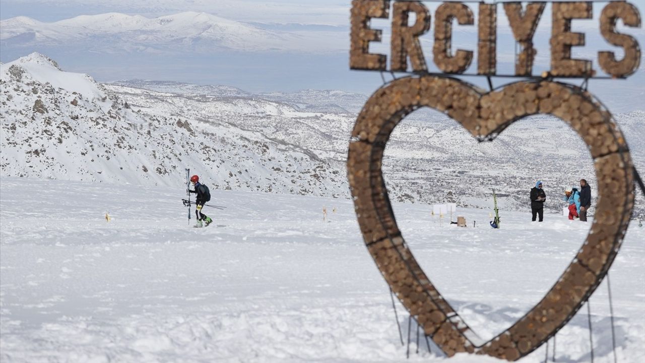 Erciyes'te Dağ Kayağı Türkiye Şampiyonası Tamamlandı