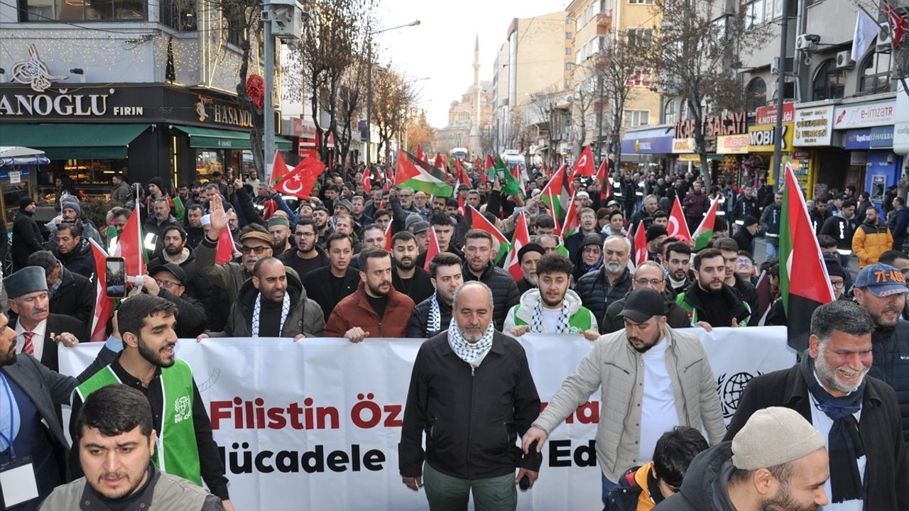 Eskişehir'de Trump'ın Gazze Açıklamalarına Protesto