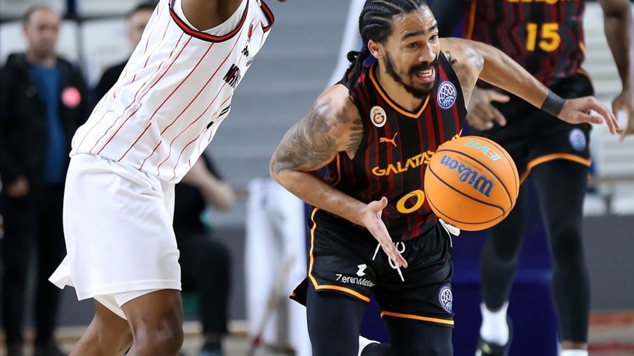 Galatasaray, Manisa Basket'i FIBA Şampiyonlar Ligi'nde Yendi