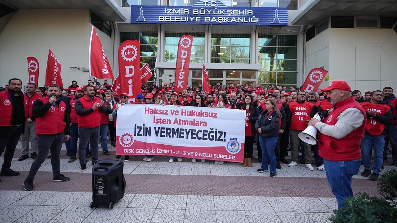 İzmir'de 158 İşçi İçin Eylem Devam Ediyor