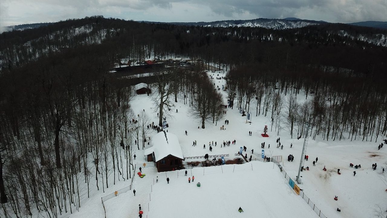 Kartepe'de Hafta Sonu Kış Turizmi Yoğunluğu