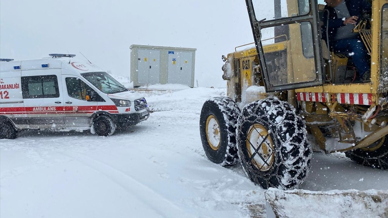 Kayseri'de Kış Koşullarında Hayat Kurtaran Müdahale