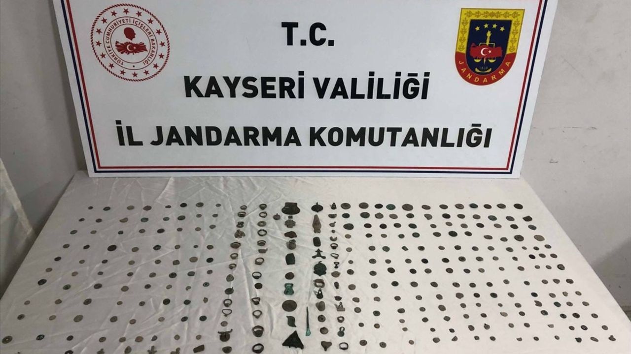 Kayseri'de Tarihi Eser Kaçakçılığı Operasyonu