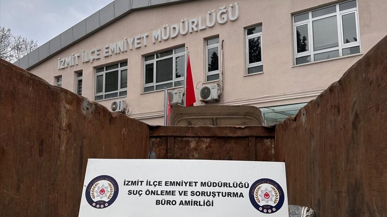 Kocaeli'de Akü Hırsızlığına 1 Gözaltı