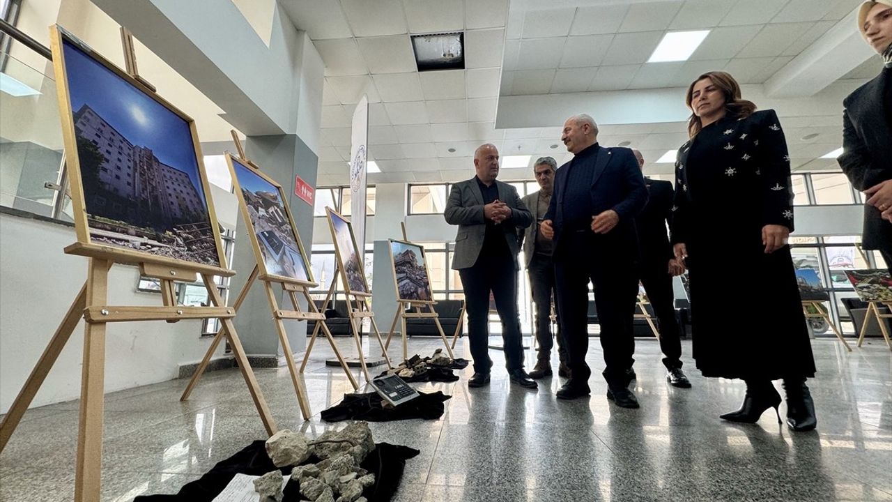 Kocaeli'de Kadınların Afet Yönetimine Katkısı Panelde Tartışıldı