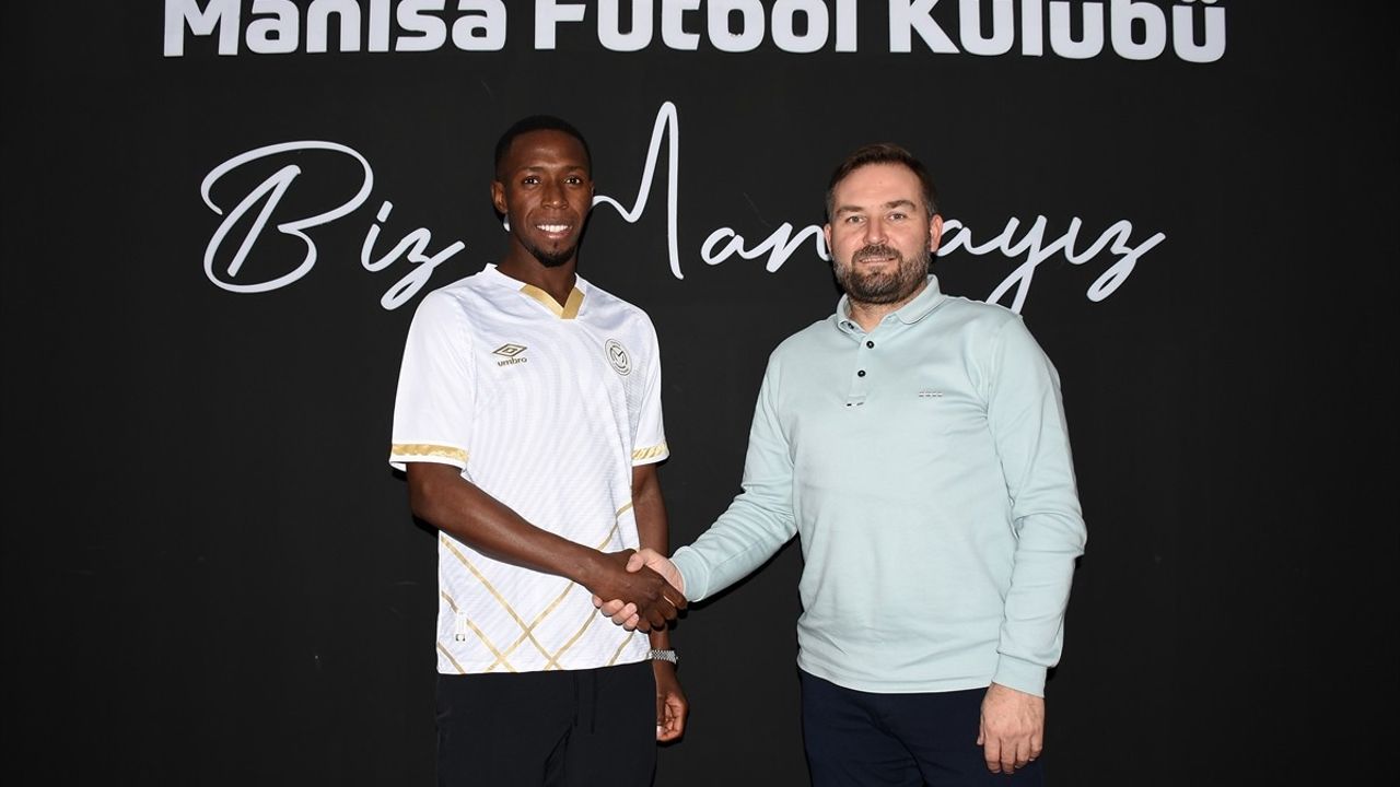 Manisa FK Birama Toure'yi Kiralık Olarak Kadrosuna Kattı