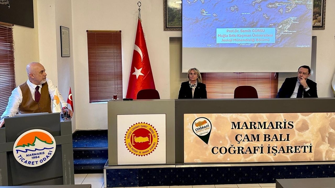 Marmaris'te Tsunami Riskine Dair Değerlendirmeler