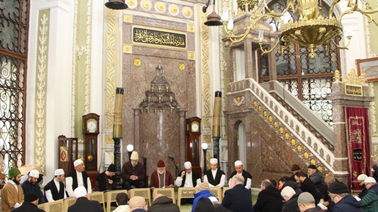 Mi'raciye Geleneği Hırka-i Şerif Camii'nde Kutlandı