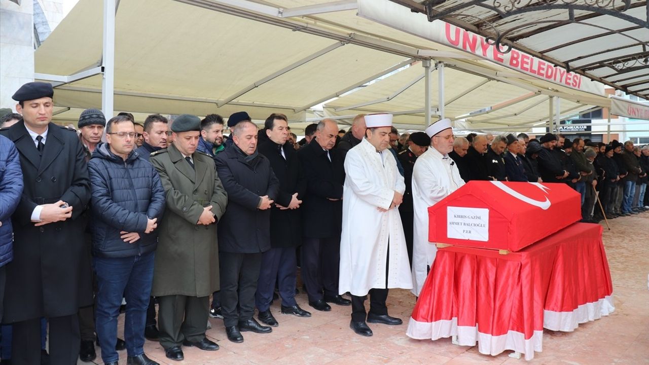 Ordu'da Kıbrıs Gazisi Ahmet Balcıoğlu Son Yolculuğuna Uğurlandı