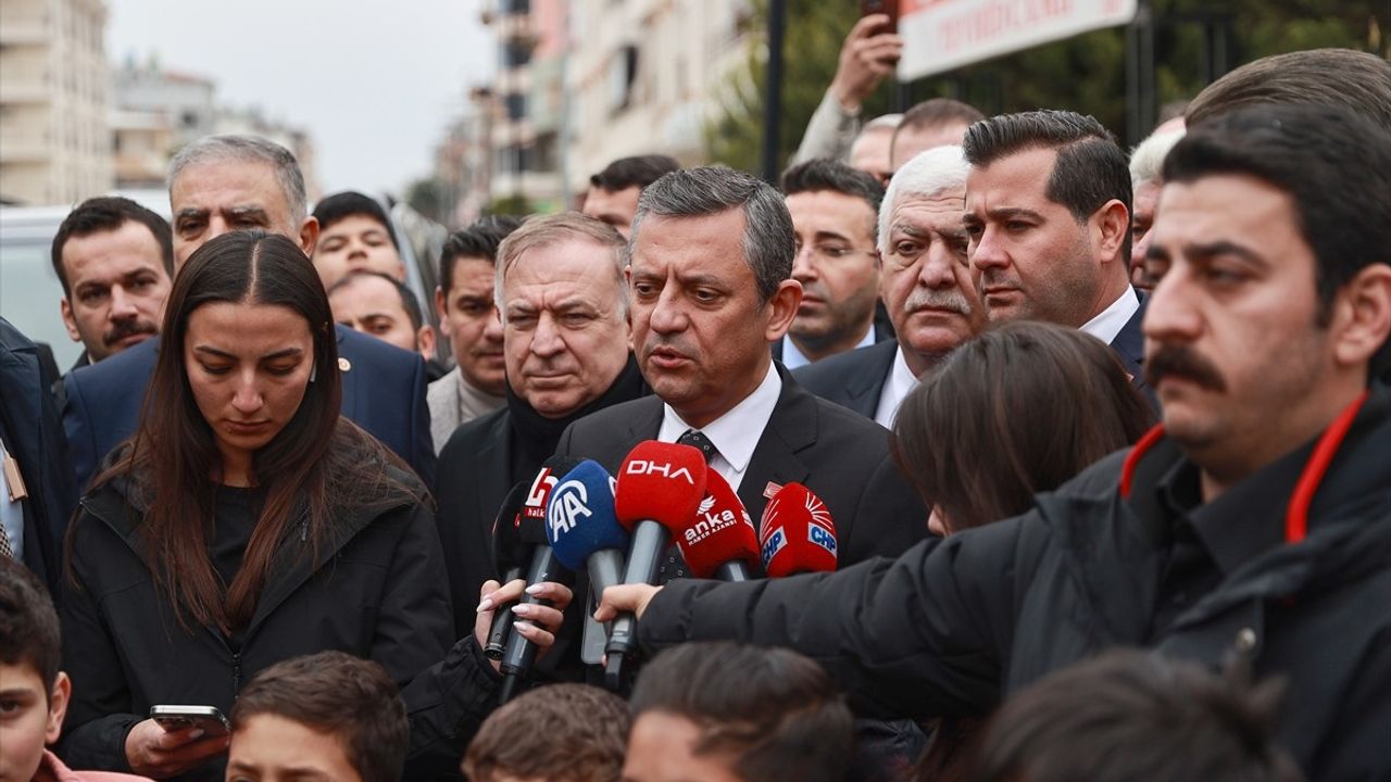 Özgür Özel: Depreme Karşı Siyaset Üstü Seferberlik Çağrısı