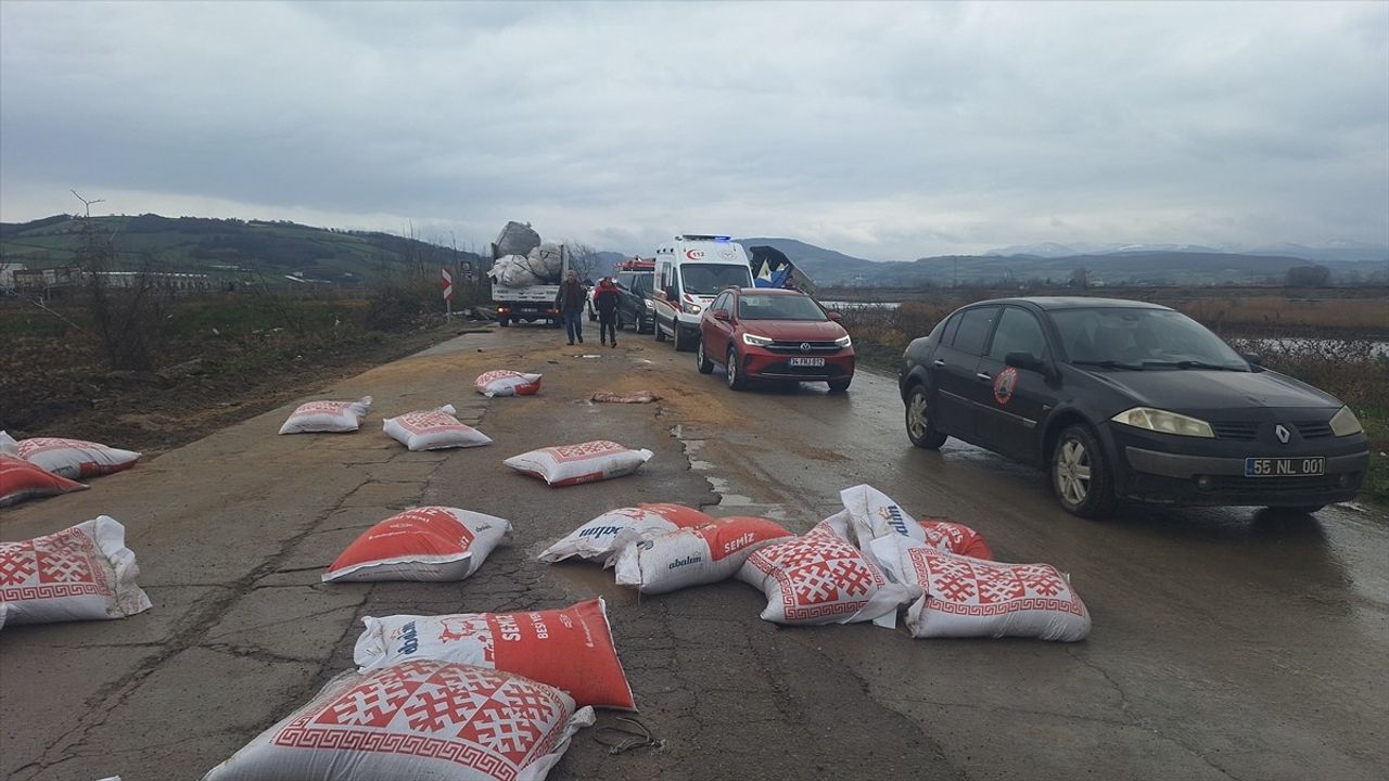 Samsun'da İki Tırın Çarpışması: 1 Ölü, 2 Yaralı