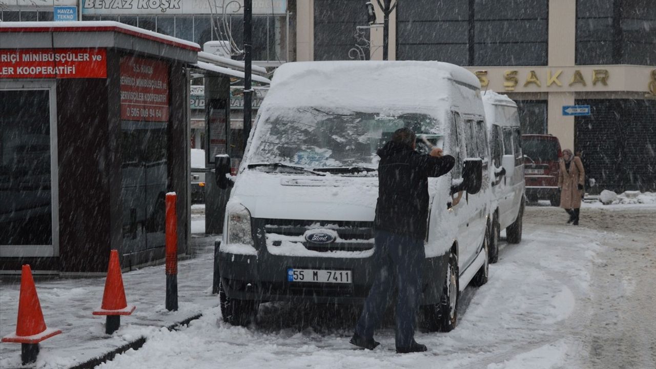 Samsun'un Havza ilçesinde Kar Yağışı Etkili