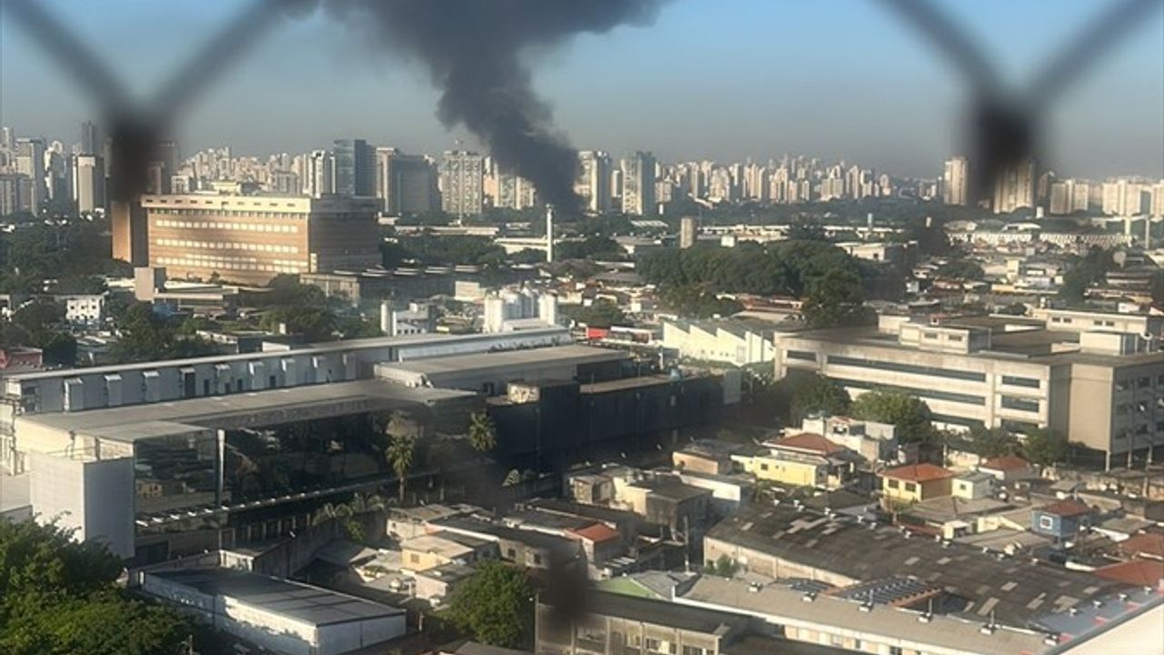 Sao Paulo'da Küçük Uçak Kazası: 2 Ölü