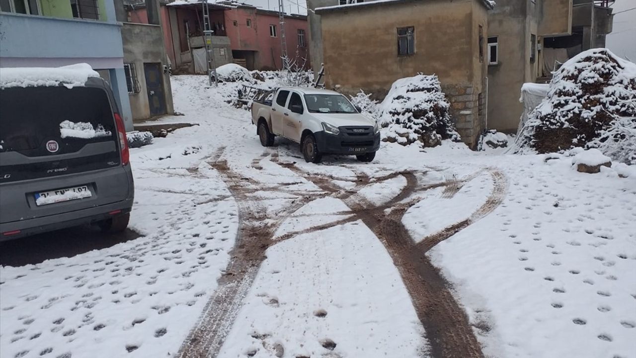 Siirt'te Yoğun Kar Nedeniyle Mahsur Kalanlar Kurtarıldı