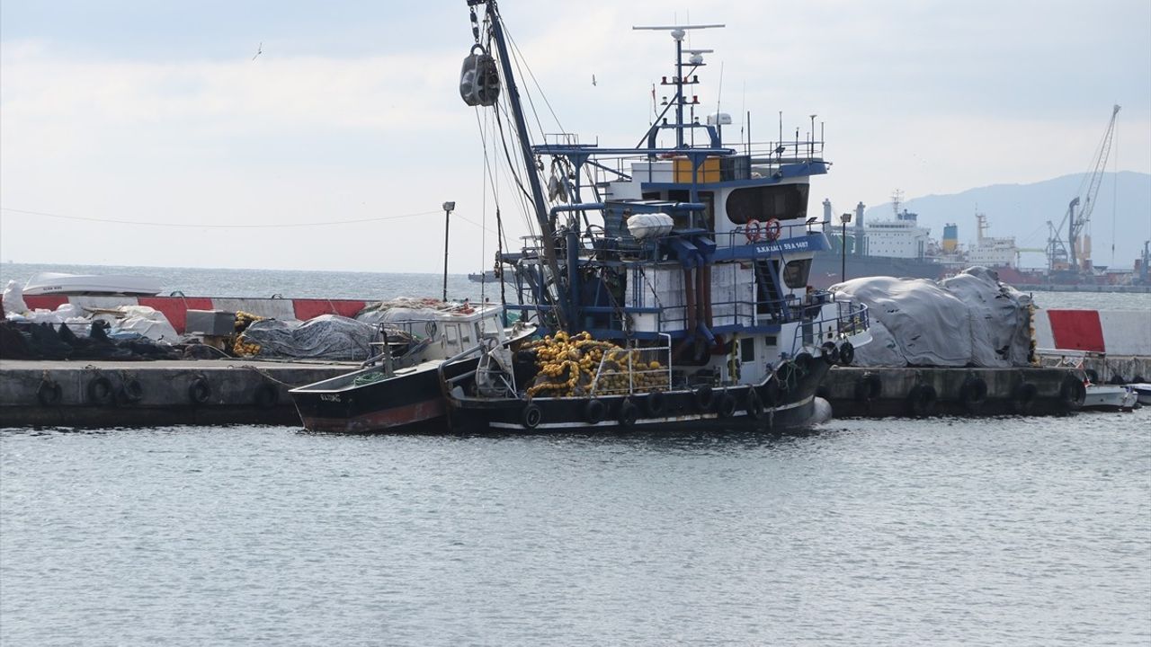 Tekirdağ Balıkçıları Poyraz Sebebiyle 5 Gün Denize Açılamadı