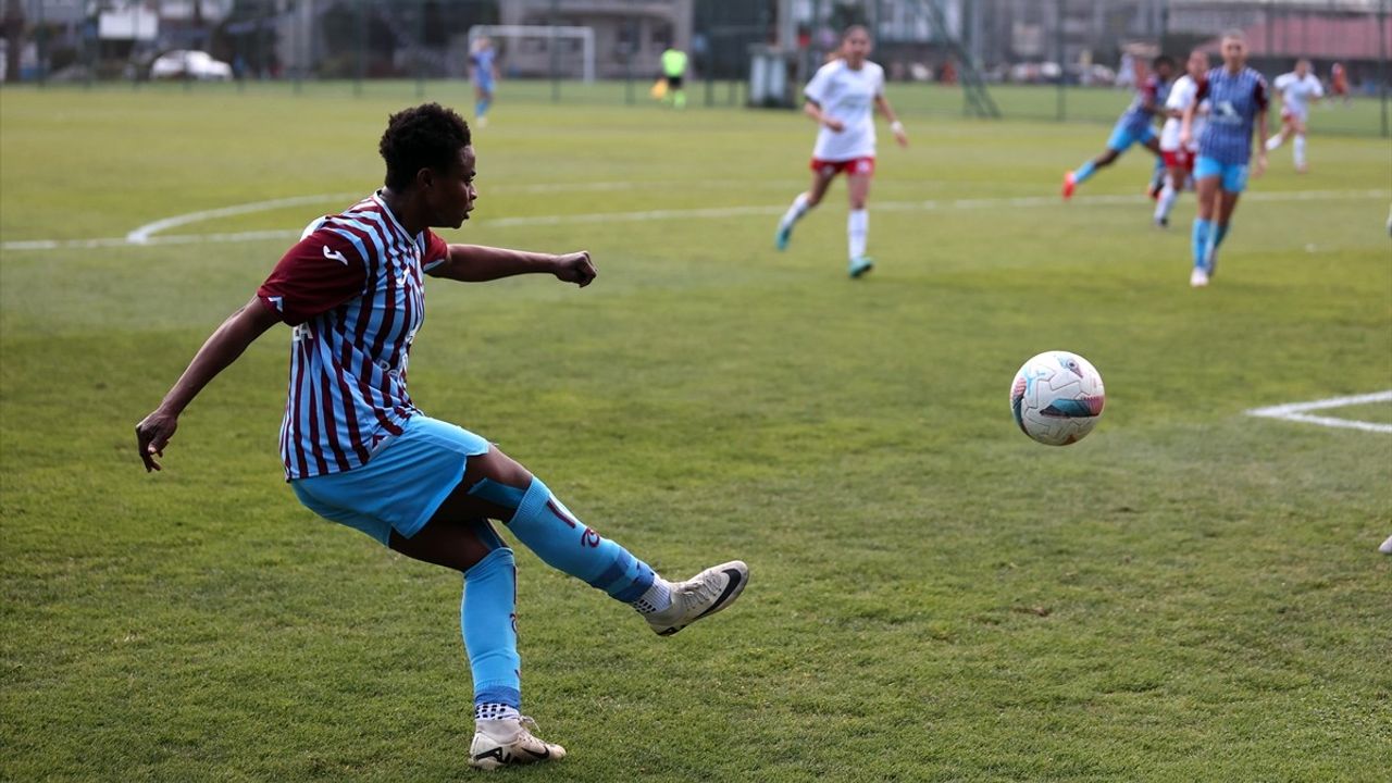 Trabzonspor, Bornova'yı 6-0 Mağlup Etti