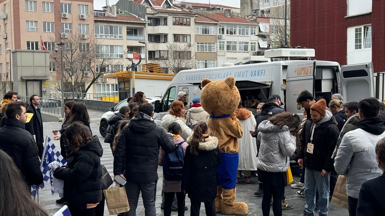 VakıfBank Kulübü ve KAÇUV'dan Kanserle Mücadelede Anlamlı İşbirliği