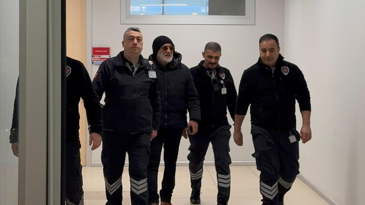 Yönetmen Sinan Çetin, Kaçak Yapı İddialarıyla Soruşturma Geçiriyor