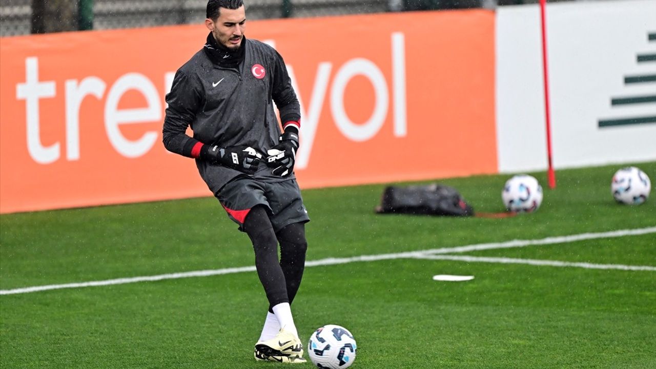 A Milli Futbol Takımı Macaristan Maçı Hazırlıklarına Başladı