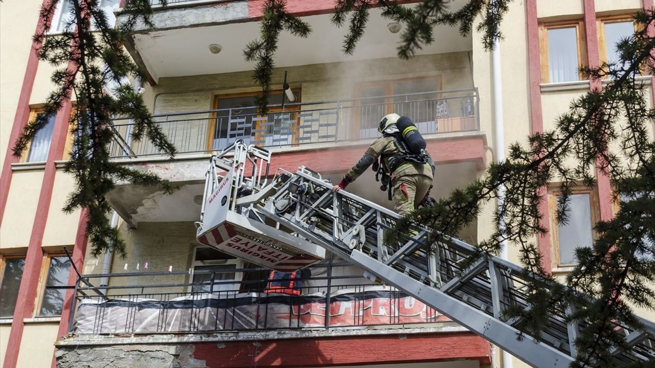 Ankara'daki Ev Yangını: Suriyeli Aile Zor Anlar Yaşadı