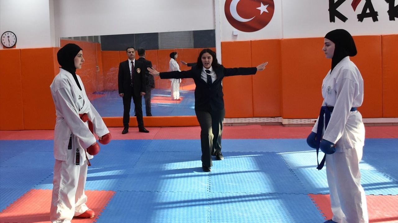 Baba-Kız Karate Hakemliği ve Tıp: Mustafa ve Berin Baltacıoğlu'nun Yolu